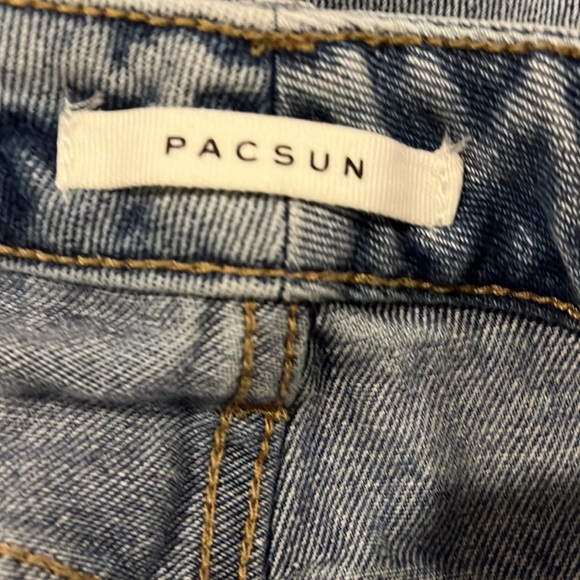 pacsun light wash mom jeans - Picture 3 of 3
